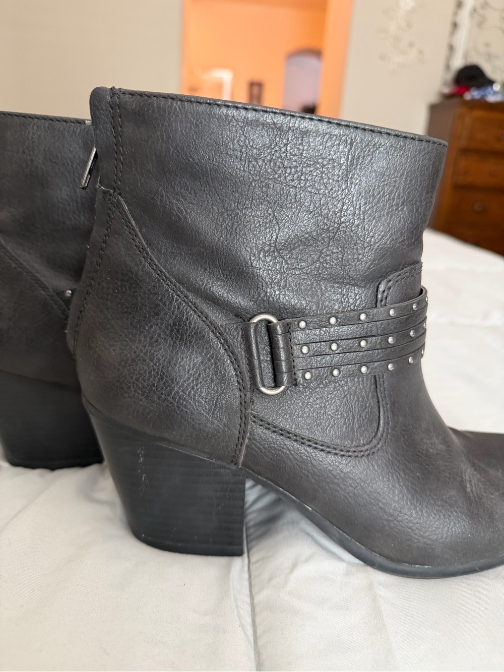 AEROSOLES Black Studded Strap Ankle Booties